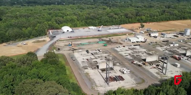 Elon Musk’s xAI buys a Mississippi natural gas plant to power new Memphis AI data centers, fueling regional tech growth and debate.